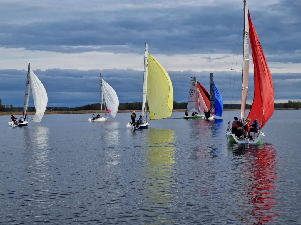 CB66 segelbåtar